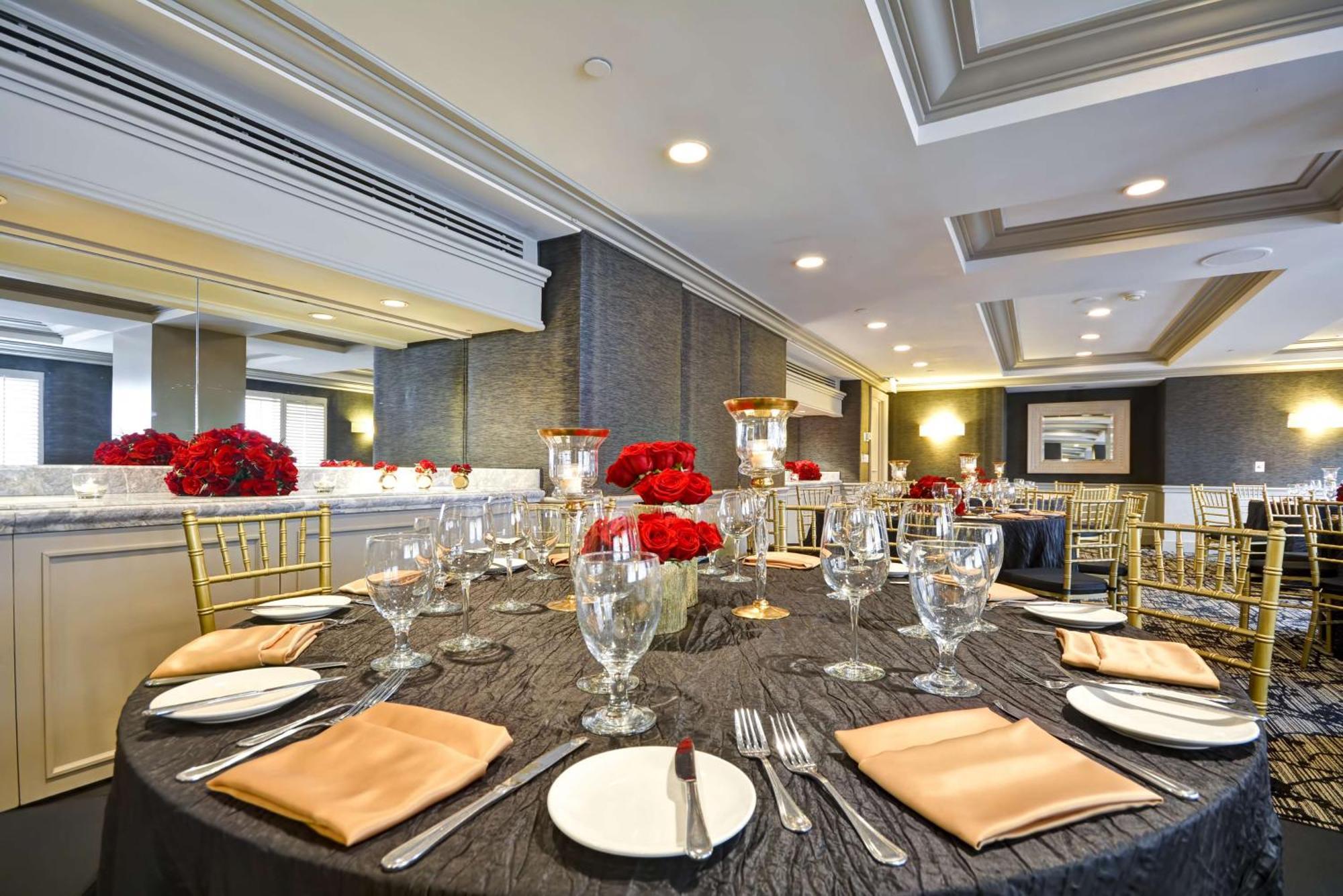 Hotel Hilton Checkers Angeles