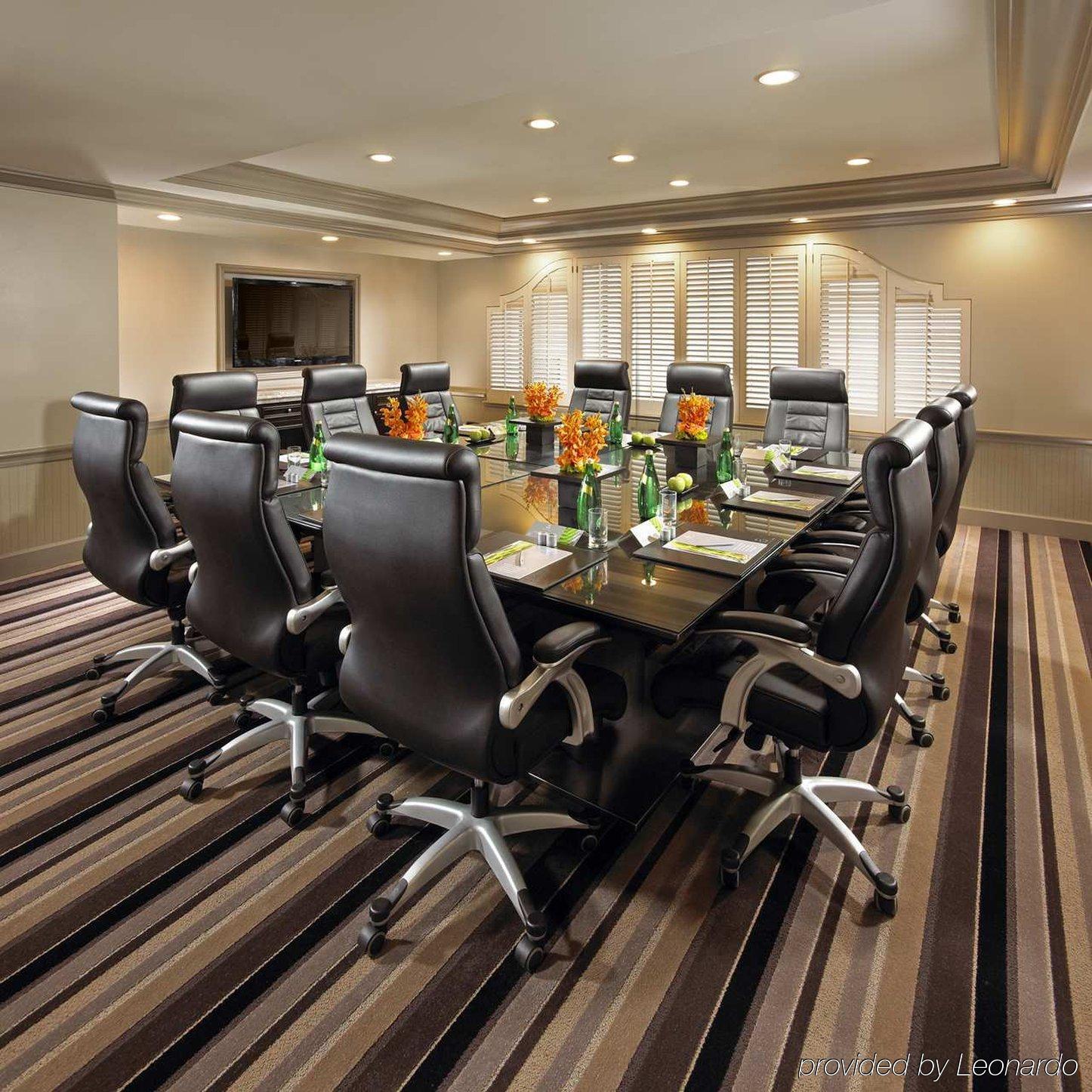 Hilton Checkers Angeles