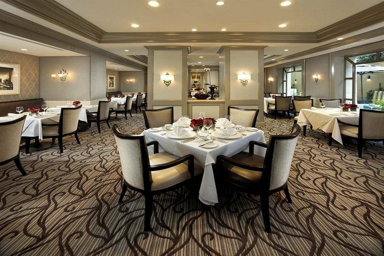 Hilton Checkers Angeles